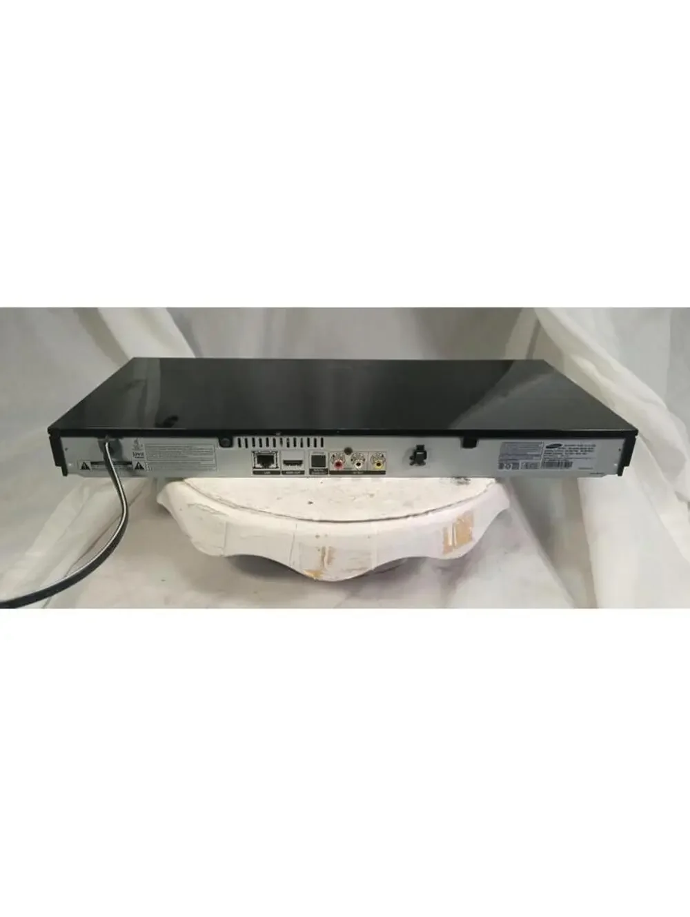Samsung BD-D5700 Blu-Ray Disc DVD Player Smart WiFi HDMI Black